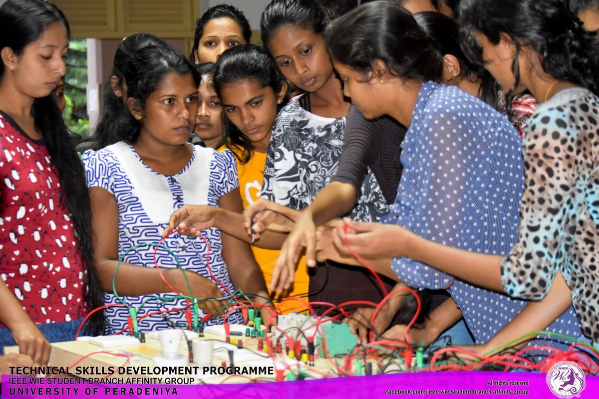 IEEE WIE Affinity Group of University of Peradeniya hosts the Best WIE Activity of 2016